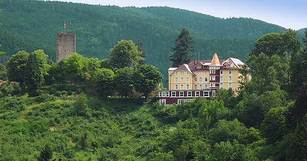 Urlaub ber Weihnachten im Schlosshotel im Schwarzwald, Weihnachtsurlaub zwischen Offenburg, Freudenstadt, Villingen-Schwenningen und Freiburg im Breisgau