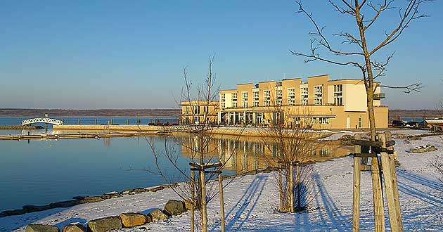 Urlaub ber Weihnachten bei Leipzig. Weihnachts-Kurzurlaub am Strmthaler See im Leipziger Neuseenland.