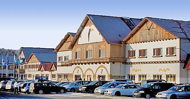 Weihnachtskurzurlaub mit Skiurlaub in Europas grter Indoor-Wintersporthalle. Urlaub ber Weihnachten in Mecklenburg MV