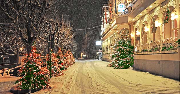 Urlaub ber Weihnachten direkt am Rheinufer. Weihnachtskurzreise in Boppard am Rhein, ca. 100 m zur Altstadt und Fugngerzone, inmitten vom UNESCO-Weltkulturerbe Mittelrhein, im romantischen Rheintal.