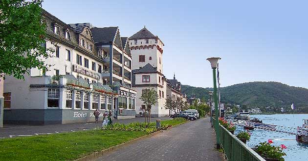 Urlaub ber Weihnachten am Mittelrhein, Weihnachtsurlaub direkt am Rheinufer in Boppard am Rhein im Tal der Loreley