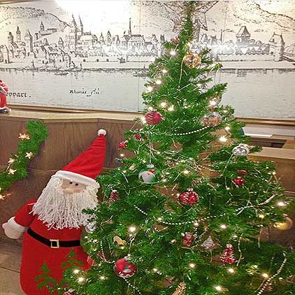 Urlaub ber Weihnachten am Mittelrhein, Weihnachtsurlaub direkt am Rheinufer in Boppard am Rhein im Tal der Loreley