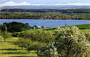 Urlaub ber Weihnachten am Bodensee, Weihnachtsurlaub in berlingen zwischen Meersburg, Blumeninsel Mainau, Konstanz, Radolfzell, Gemseinsel Reichenau, Friedrichshafen, Singen, Ravensburg, Stein am Rhein, Rheinfall bei Schaffhausen, Lindau und Bregenz 